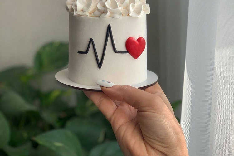 My Heartbeat Tall Mini Cake