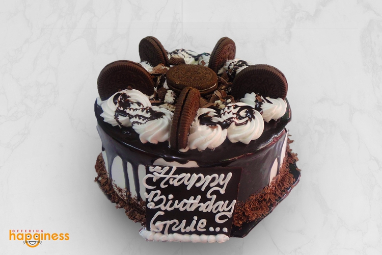 Oreo Birthday Cake